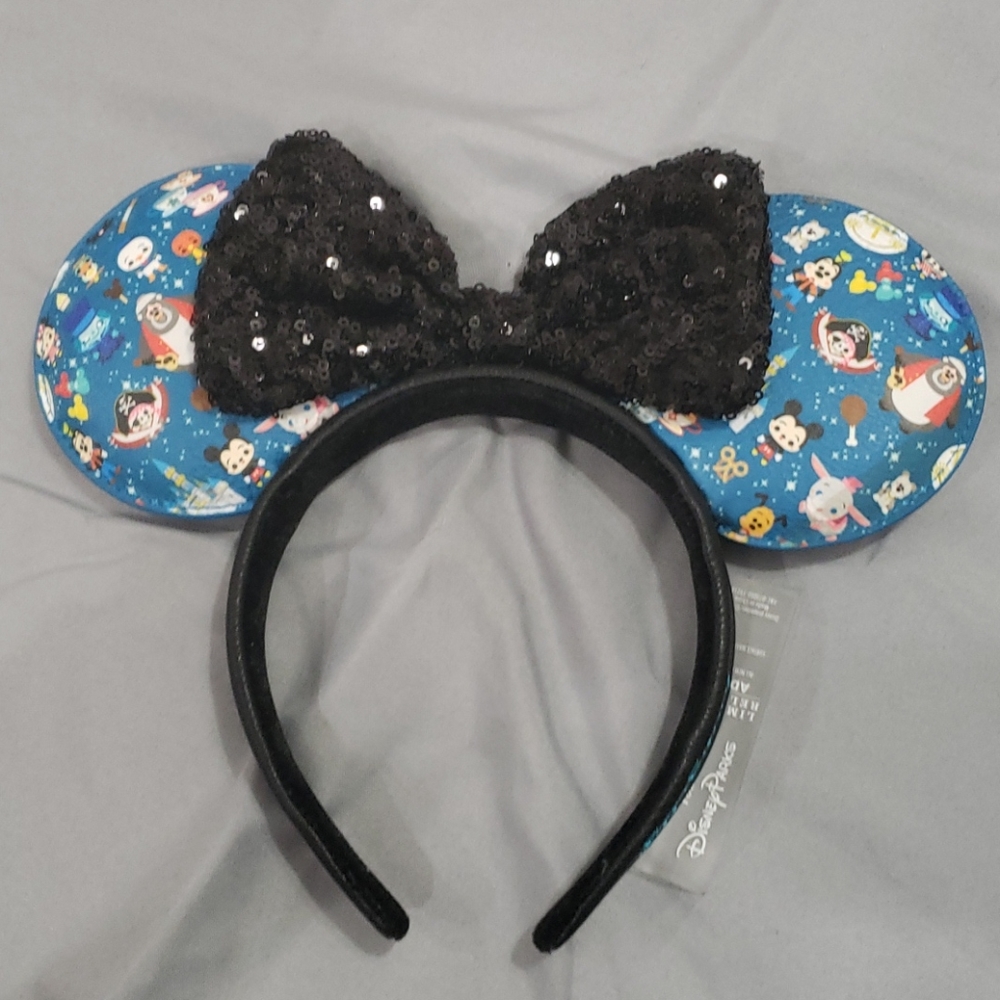 Loungefly minnie mouse ears